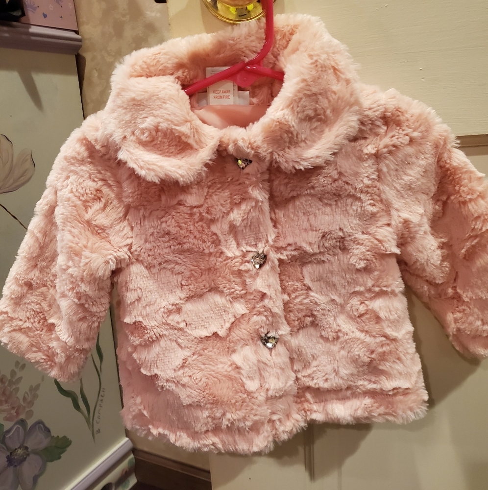 Faux Fur Pink MINNIE MUFFIN W/ Heart Shaped Button